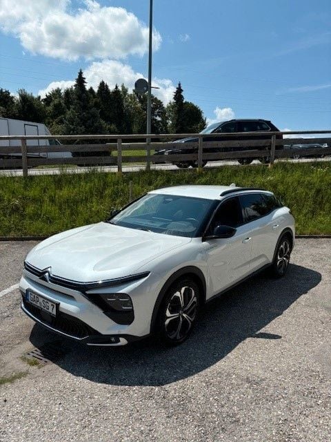 Gebraucht Citroën C5 X PureTech 131 PS (96 kW) 2023 Weiß Kombi