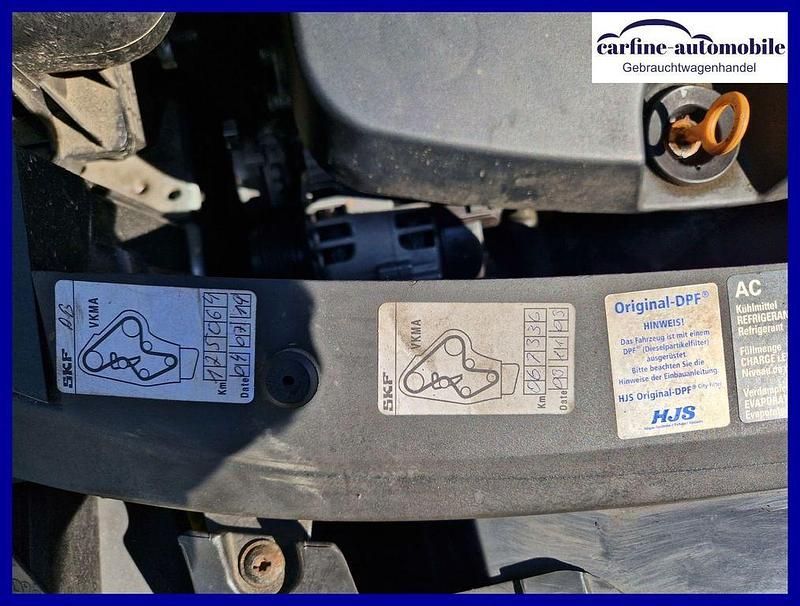 Silber Gebraucht 2002 Ford Galaxy Trend Van / Kleinbus | 1.950 € (Fairer Preis) - Bild 1/4