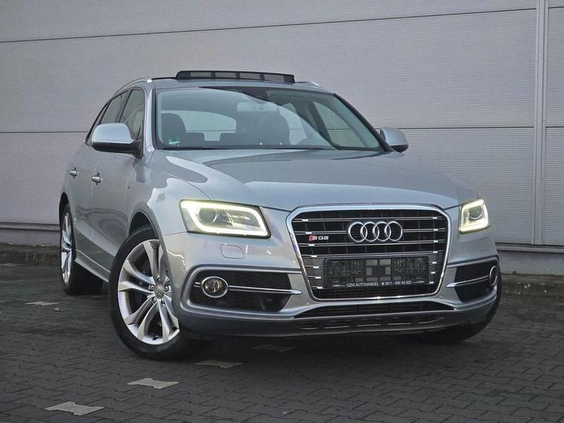 Florettsilber Gebraucht 2014 Audi SQ5 Sport SUV | 28.700 € (Etwas zu teuer) - Bild 1/4