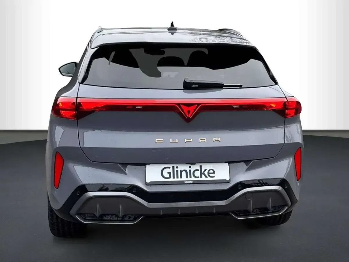 Nouă Cupra Terramar 150 CP (110 kW) 2025 Gri SUV