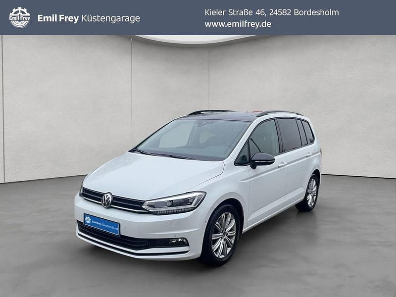 Weiß Gebraucht 2018 VW Touran Highline Van / Kleinbus | 25.980 € (Guter Preis) - Bild 1/4