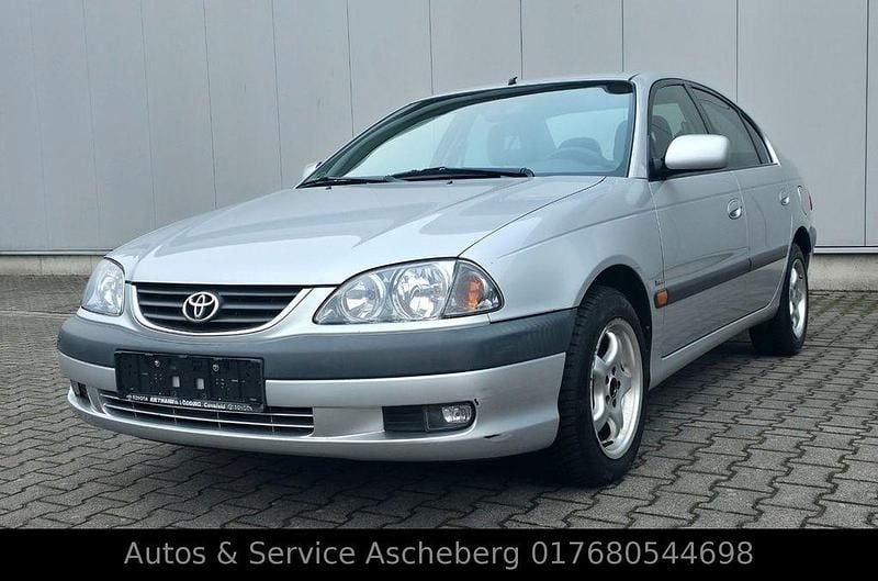 Gebraucht 2001 Toyota Avensis Sol Limousine | 2.990 € (Fairer Preis) - Bild 1/4