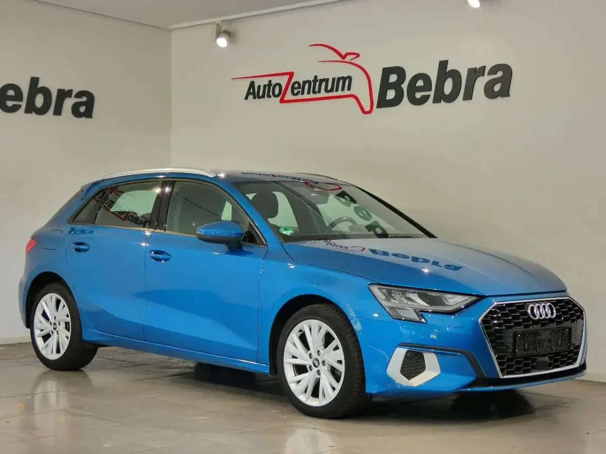 Gebraucht Audi A3 Advanced 150 PS (110 kW) 2022 Atollblau Limousine