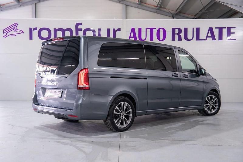 Gebraucht Mercedes EQV300 150 kW (204 PS) 2023 Grau Van / Kleinbus