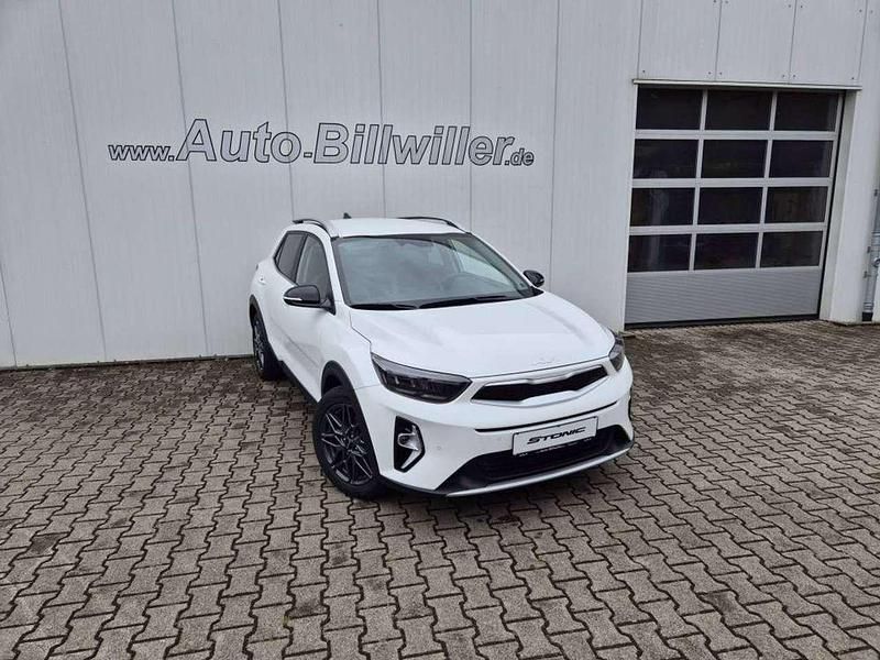 Snow white pearl metallic Gebraucht 2025 Kia Stonic SUV | 21.990 € (Fairer Preis) - Bild 1/4