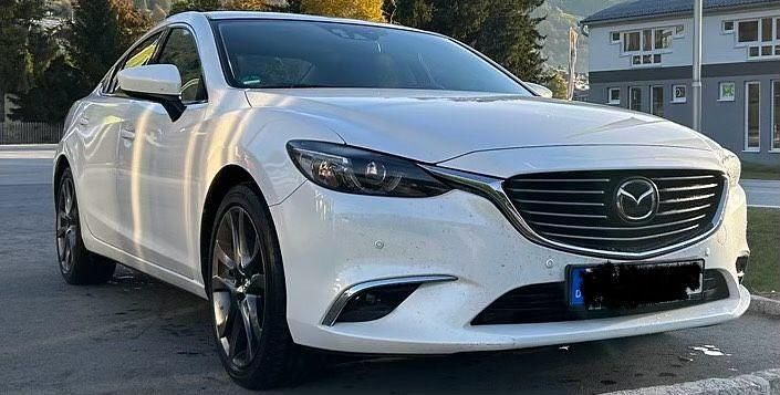 Weiß Gebraucht 2016 Mazda 6 Limousine | 14.200 € (Etwas zu teuer) - Bild 1/4