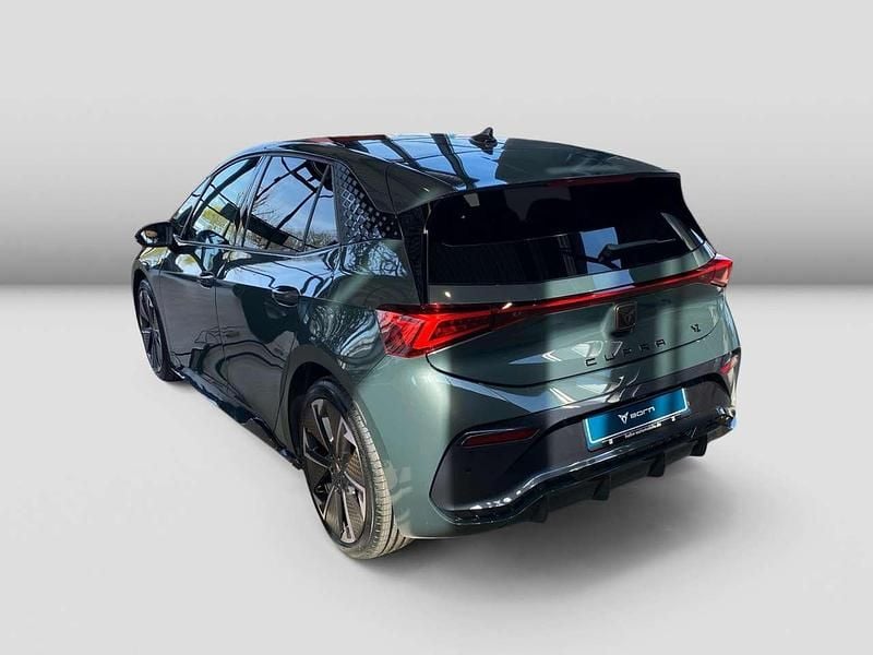 Neu Cupra Born VZ3 239 kW (326 PS) 2026 Dark forest metallic Kleinwagen