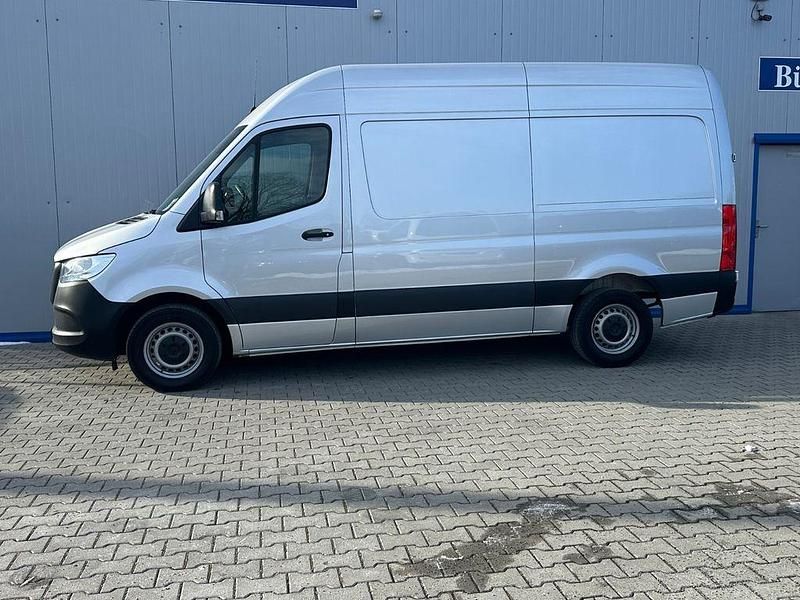 Gebraucht Mercedes Sprinter 150 PS (110 kW) 2021 Silber Van