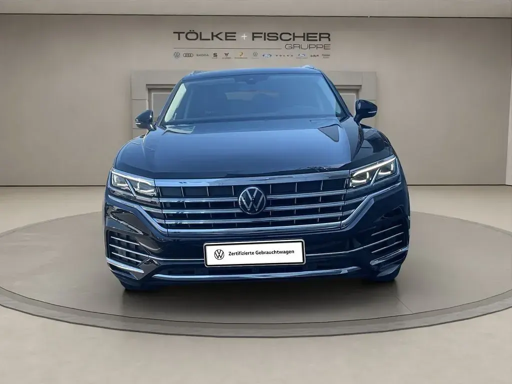 Gebraucht VW Touareg Elegance 231 PS (169 kW) 2022 Schwarz SUV
