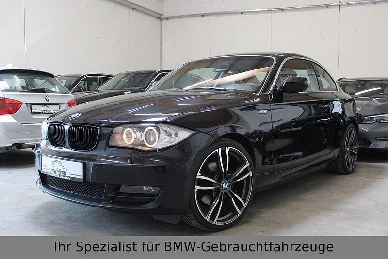 Schwarz Gebraucht 2010 BMW 125 Kleinwagen | 17.399 € (Fairer Preis) - Bild 1/4