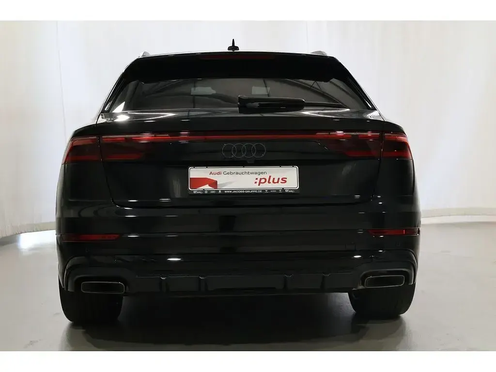 Gebraucht Audi Q8 S-Line 286 PS (210 kW) 2025 Schwarz SUV