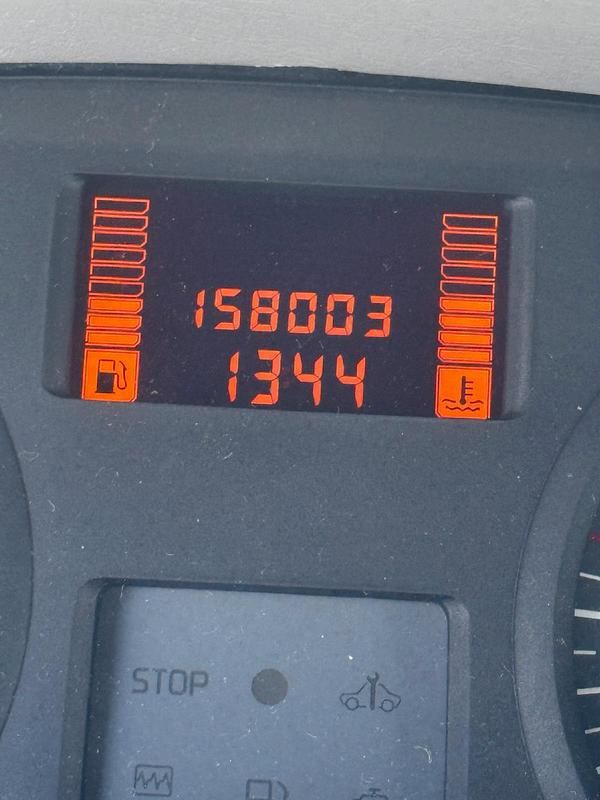 Gebraucht Opel Vivaro 114 PS (83 kW) 2009 Weiß Van / Kleinbus