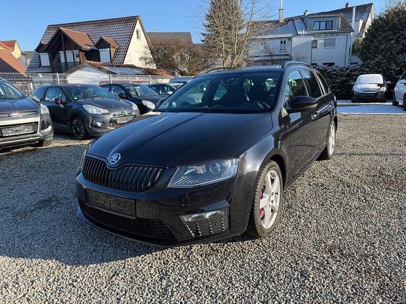 Schwarz Gebraucht 2016 Skoda Octavia RS Kombi | 9.900 € (Superpreis) - Bild 1/4