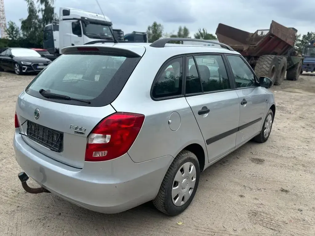 Gebraucht Skoda Fabia Cool Edition 86 PS (63 kW) 2010 Silber Kombi