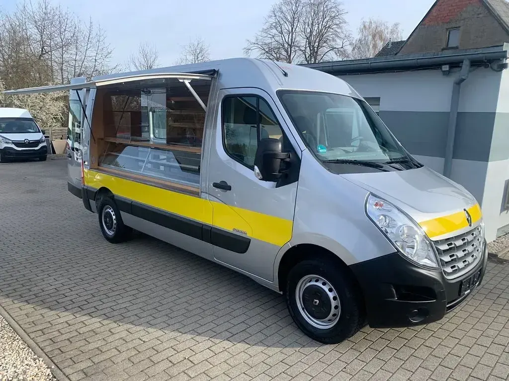 Second-hand Renault Master 101 CP (74 kW) 2012 Argintiu Berlinǎ