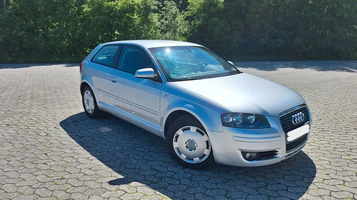 Gebraucht Audi A3 Ambiente 140 PS (102 kW) 2005 Silber Kleinwagen