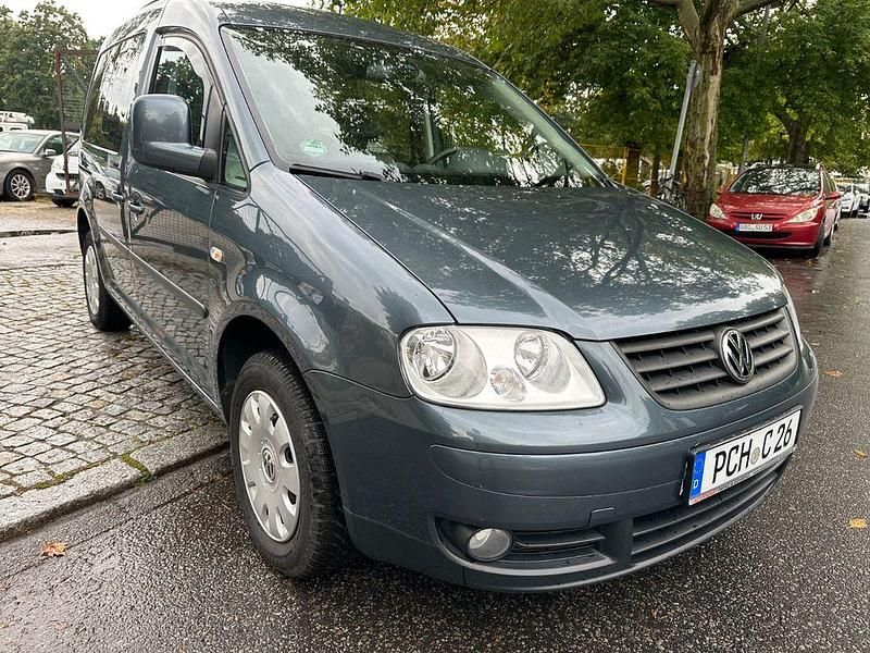Grau Gebraucht 2008 VW Caddy Team Van / Kleinbus | 3.980 € (Fairer Preis) - Bild 1/4