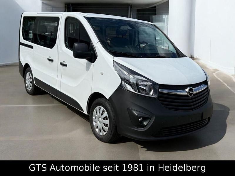 Gebraucht Opel Vivaro 95 PS (69 kW) 2018 Weiß Van / Kleinbus