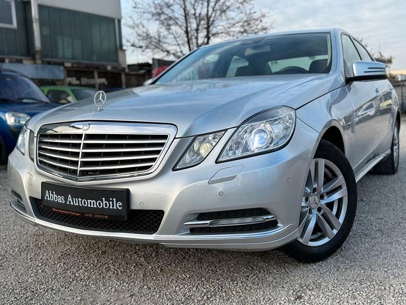 Gebraucht Mercedes E200 184 PS (135 kW) 2012 Silber Limousine