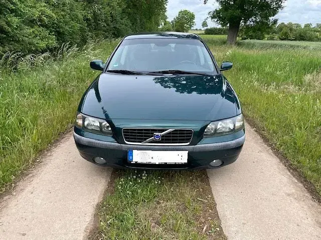 Second-hand Volvo S60 140 CP (102 kW) 2004 Verde Berlinǎ