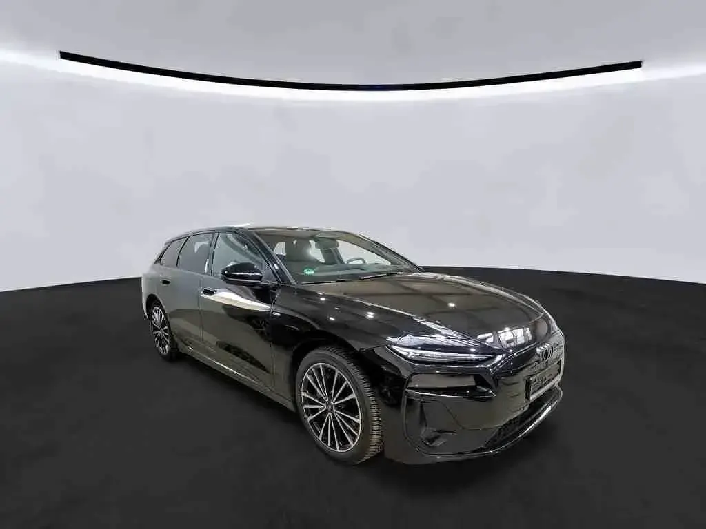Usata Audi A6 e-tron S-Line 269 kW (367 CV) 2025 Nero Station wagon