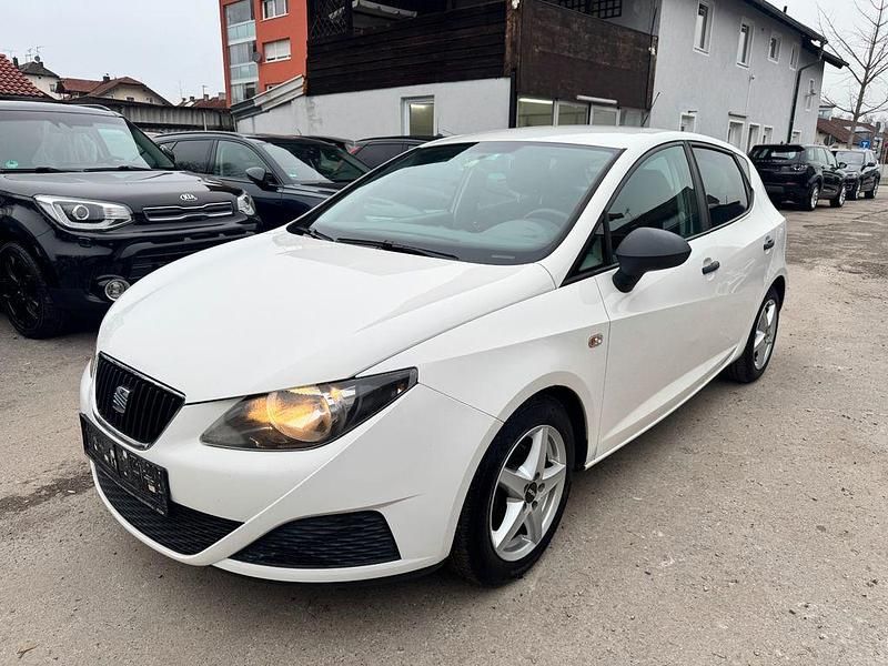 Weiß Gebraucht 2010 Seat Ibiza Reference Limousine | 1.999 € (Superpreis) - Bild 1/4