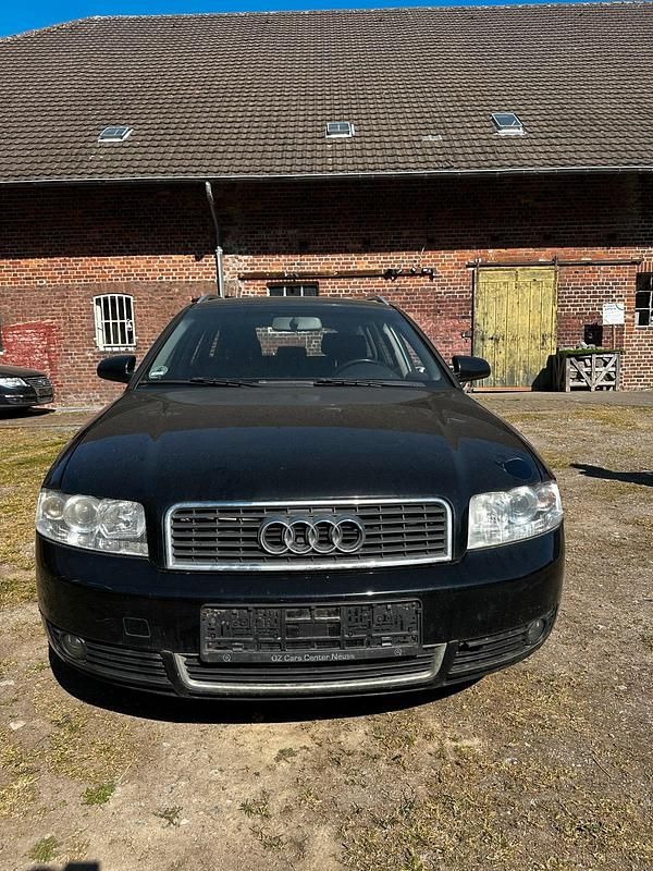 Gebraucht Audi A4 179 PS (131 kW) 2004 Schwarz Kombi