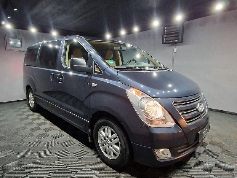 Gebraucht Hyundai H-1 Premium 170 PS (125 kW) 2017 Ocean view / met Van / Kleinbus