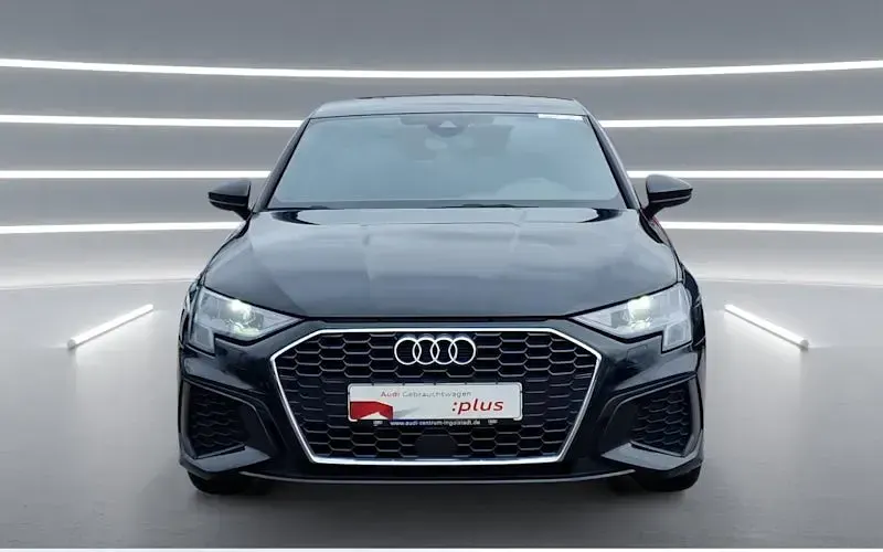 Gebraucht Audi A3 S-Line 204 PS (150 kW) 2023 Schwarz Limousine