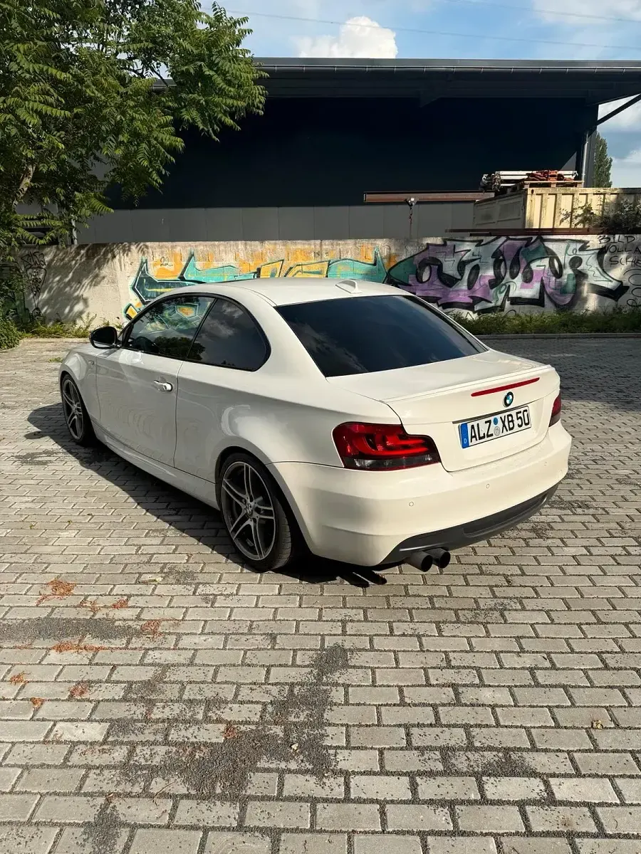 Gebraucht BMW 135 Coupé 306 PS (225 kW) 2012 Weiß Coupé