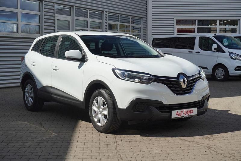 Gebraucht Renault Kadjar LIMITED 131 PS (96 kW) 2018 Weiß SUV