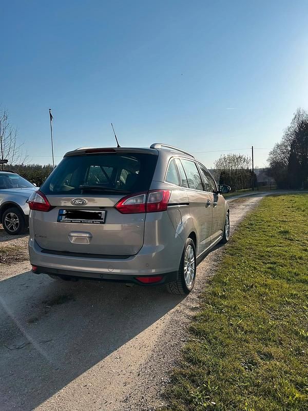 Gebraucht Ford Grand C-Max 140 PS (102 kW) 2011 Grau Van / Kleinbus
