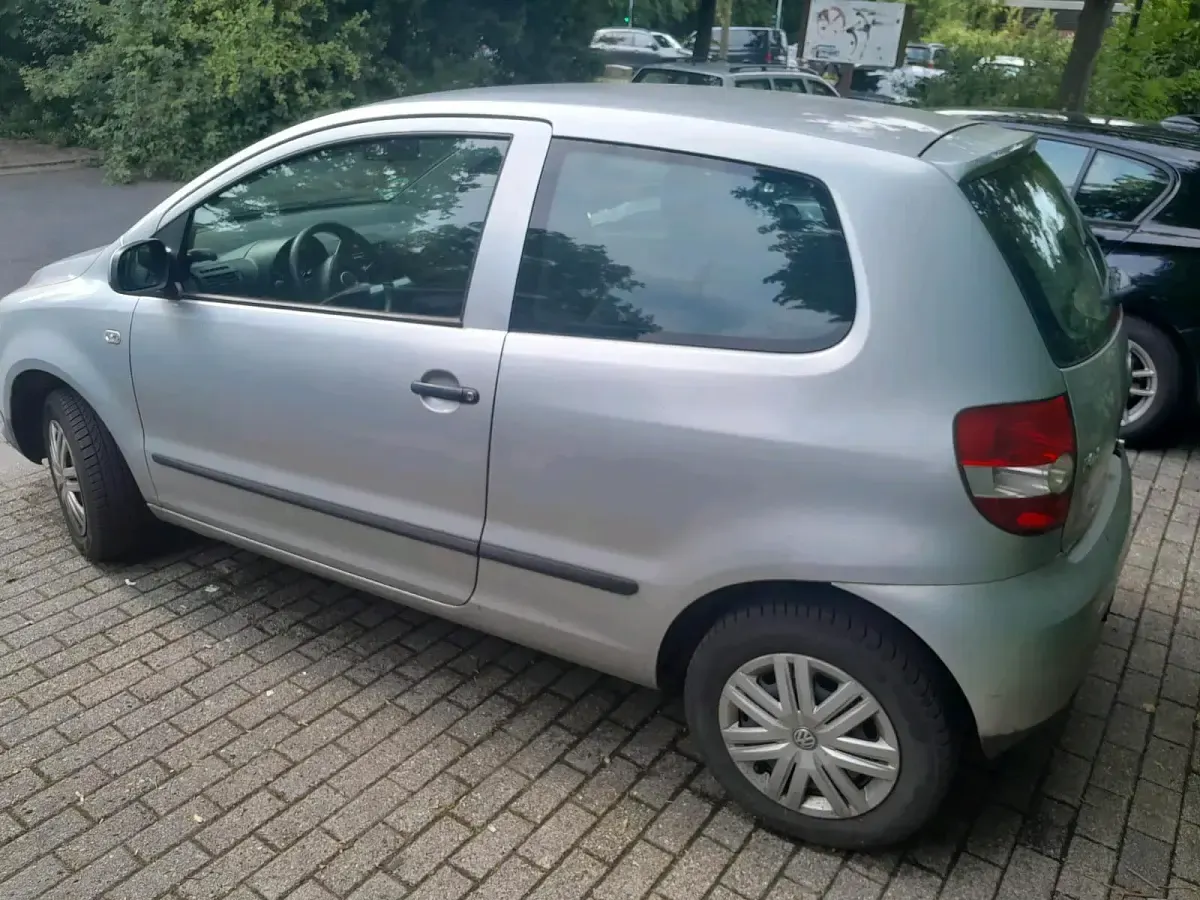 Gebraucht VW Fox 75 PS (55 kW) 2006 Grau Kleinwagen