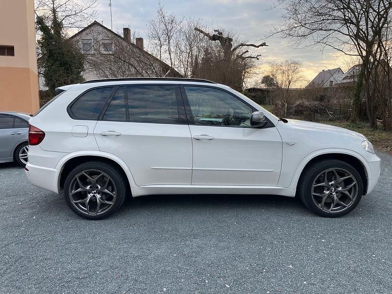 Gebraucht BMW X5 M50 Performance 381 PS (280 kW) 2012 Weiß SUV