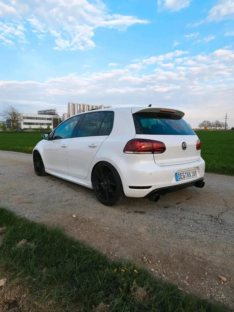 Gebraucht VW Golf VII Edition 235 PS (172 kW) 2012 Weiß Kleinwagen