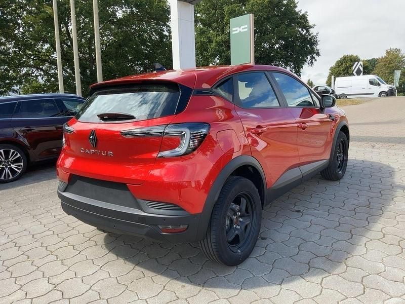 Neu Renault Captur Evolution 91 PS (66 kW) 2025 Rot SUV