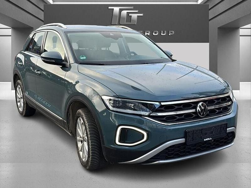 Gebraucht VW T-Roc Style 150 PS (110 kW) 2023 Blau SUV
