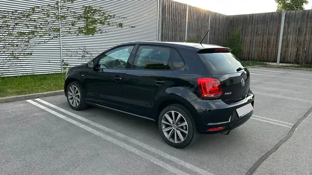 Gebraucht VW Polo Match 90 PS (66 kW) 2013 Schwarz Kleinwagen