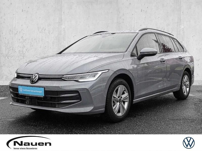 Mondsteingrau Gebraucht 2025 VW Golf VIII Goal Kombi | 31.850 € (Superpreis) - Bild 1/3