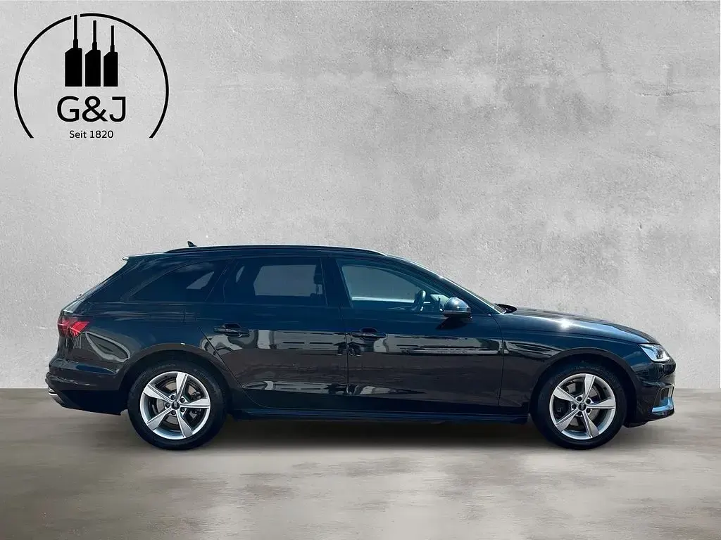 Gebraucht Audi A4 Advanced 163 PS (119 kW) 2023 Schwarz Kombi