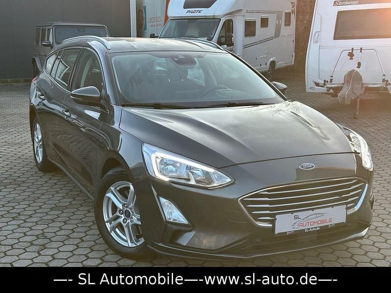 Grau Gebraucht 2019 Ford Focus Cool & Connect Kombi | 10.990 € (Fairer Preis) - Bild 1/4