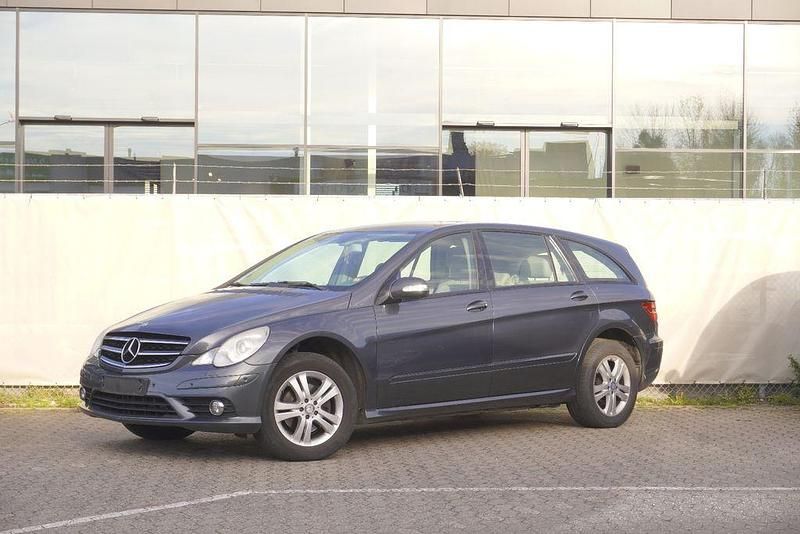 Gebraucht Mercedes R300 190 PS (139 kW) 2010 Grau Van / Kleinbus