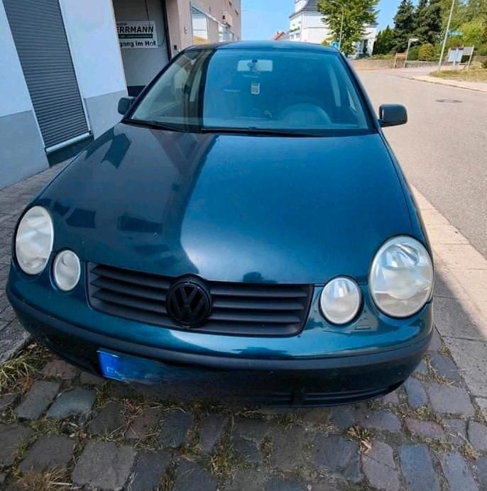 Blau Gebraucht 2002 VW Polo Kleinwagen | 1.000 € - Bild 1/4