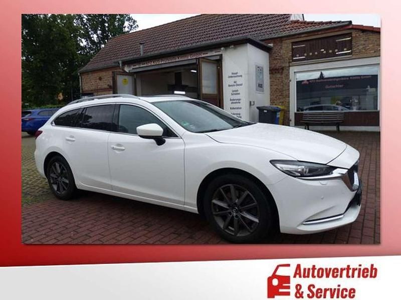 Weiss (metallic) Gebraucht 2020 Mazda 6 Sports-Line Kombi | 17.770 € (Fairer Preis) - Bild 1/4