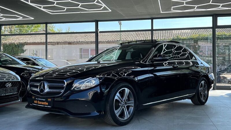 Gebraucht Mercedes E200 Avantgarde 184 PS (135 kW) 2018 Schwarz Limousine