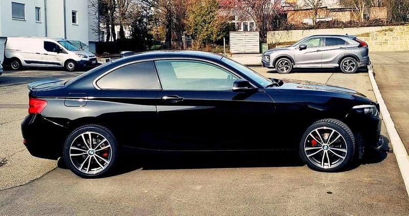 Schwarz Gebraucht 2018 BMW 218 Sport Line Coupé | 18.999 € (Fairer Preis) - Bild 1/4