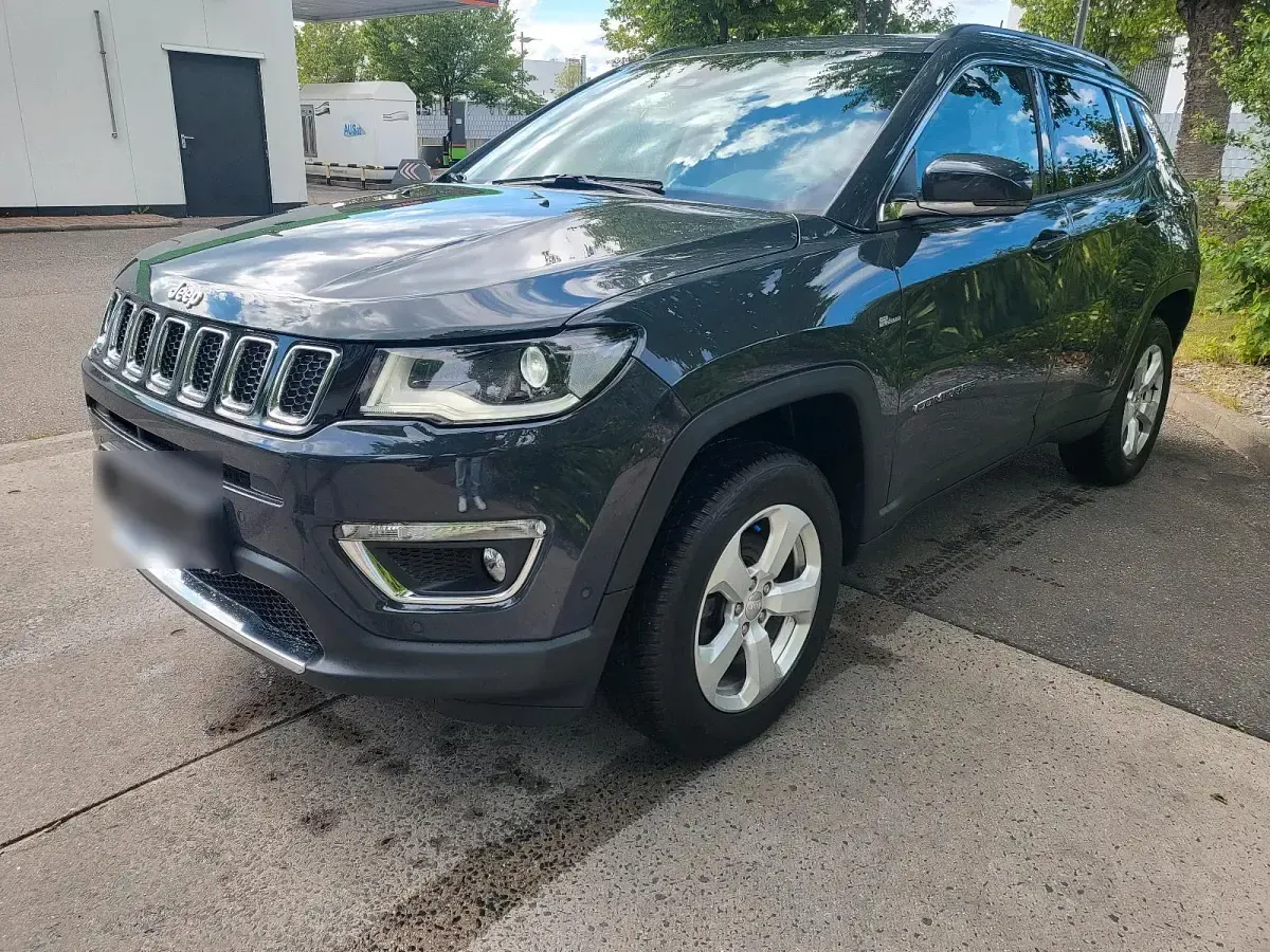 Käytetty Jeep Compass 2019 Hopea Katumaasturi