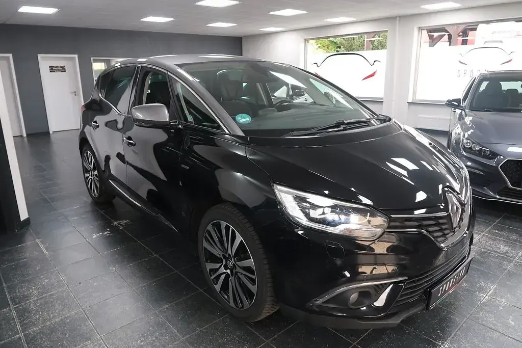 Gebraucht Renault Scénic IV Bose Edition 160 PS (117 kW) 2016 Schwarz Van / Kleinbus