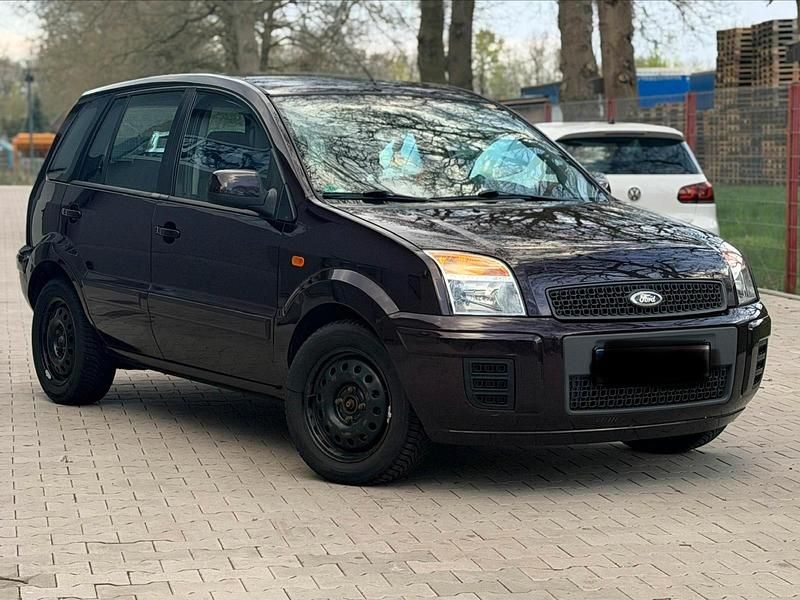 Gebraucht Ford Fusion 80 PS (58 kW) 2011 Braun Kleinwagen