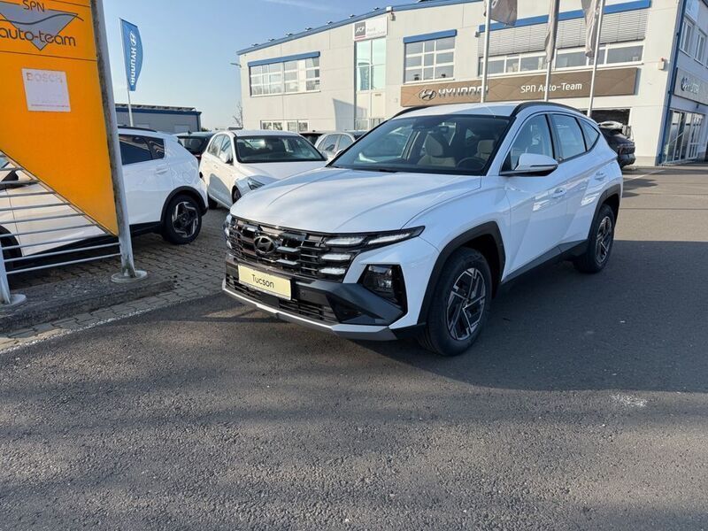 Weiß Neu 2025 Hyundai Tucson Select SUV | 34.900 € (Etwas zu teuer) - Bild 1/4